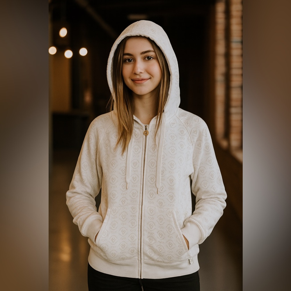 ☀️50% OFF☀️ TNA Hoodie - White & Grey